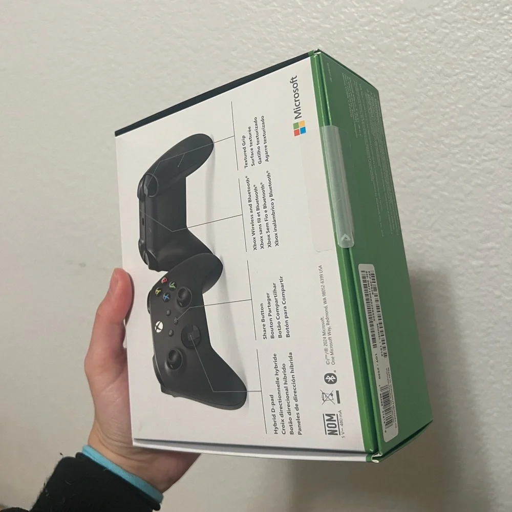 XBOX Wireless Controller - Carbon Black